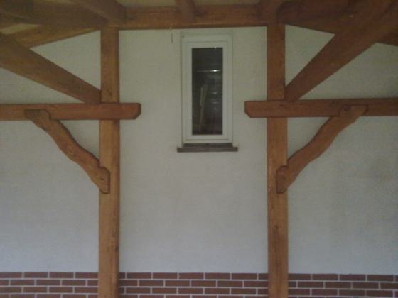 Garaż drewniany lub wiata garażowa, G013, wymiar 4x8m, kolor teak, pokrycie gont czerwony, dach 3S, barierka B04, rodzaj otwarty, realizacja Ciesielnia, zdjęcie 2
