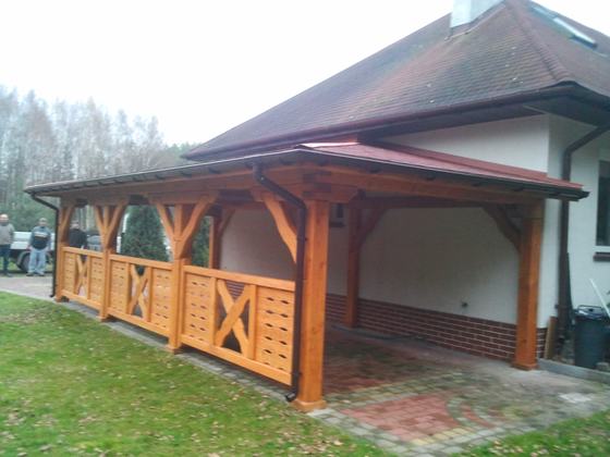 Garaż drewniany lub wiata garażowa, G013, wymiar 4x8m, kolor teak, pokrycie gont czerwony, dach 3S, barierka B04, rodzaj otwarty, realizacja Ciesielnia, zdjęcie 12