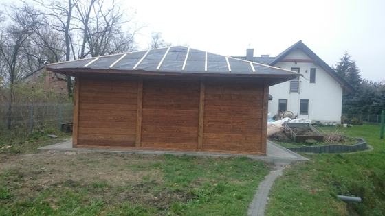 Garaż drewniany lub wiata garażowa, G015, wymiar 6x6m, kolor kasztan, pokrycie dachowka, dach 4S, rodzaj zamkniety, realizacja Ciesielnia, zdjęcie 3