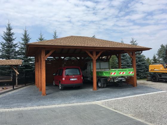 Garaż drewniany lub wiata garażowa, G016, wymiar 6x7m, kolor teak, pokrycie gont brazowy, dach 4S, rodzaj otwarty, realizacja Ciesielnia, zdjęcie 3
