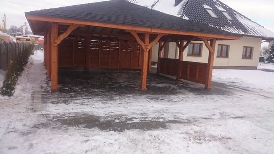 Garaż drewniany lub wiata garażowa, G017, wymiar 6,8x10,5m, kolor teak, pokrycie gont czarny, dach 4S, barierka B02, rodzaj otwarty, realizacja Ciesielnia, zdjęcie 10