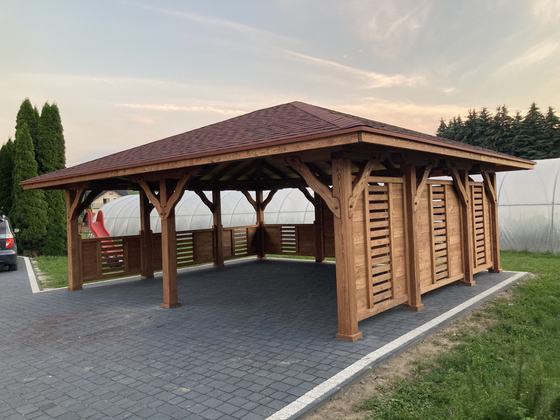 Garaż drewniany lub wiata garażowa, G018, wymiar 6x7m, kolor orzech, pokrycie gont czerwony, dach 4S, barierka B06, rodzaj otwarty, realizacja Ciesielnia, zdjęcie 4
