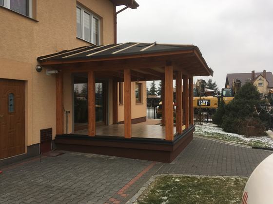 Taras lub zadaszenie drewniane, T016, wymiar 5x6m, kolor teak, pokrycie blacha, dach 3S, realizacja Ciesielnia, zdjęcie 3