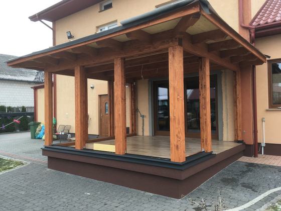 Taras lub zadaszenie drewniane, T016, wymiar 5x6m, kolor teak, pokrycie blacha, dach 3S, realizacja Ciesielnia, zdjęcie 5